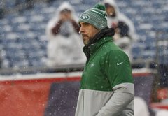 Fact-checking Aaron Rodgers, who repeated Robert F. Kennedy Jr.’s false claims about HIV/AIDS
