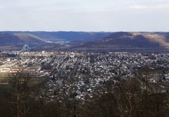 How many oil and gas jobs are there in West Virginia? It's surprisingly hard to say